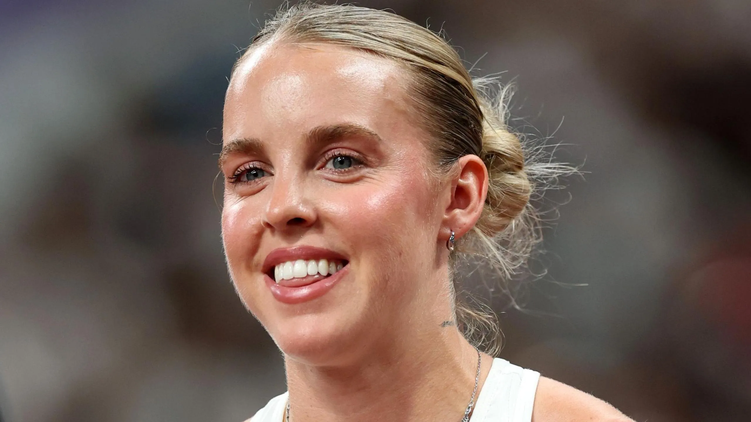 Keely Hodgkinson Kicks off Global Championship Bid with Victory