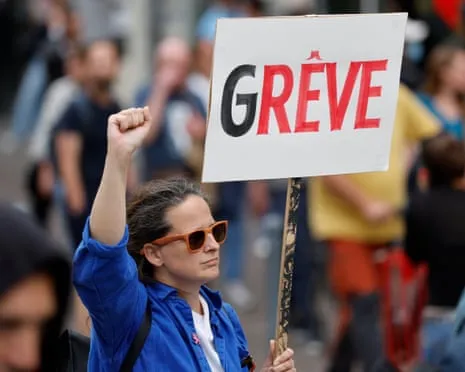 France Preparing for Major Protest Day During Deepening Political Crisis